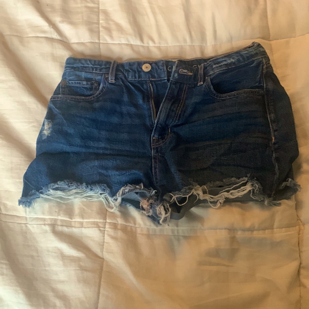 Blue American Eagle jean shorts(Girls 10-12) size 4.